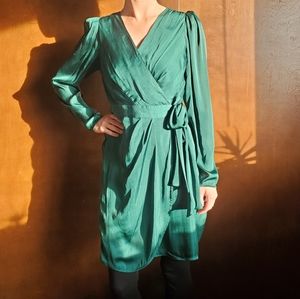 Like New - Banana Republic Silk-like Green Dress - Size 4